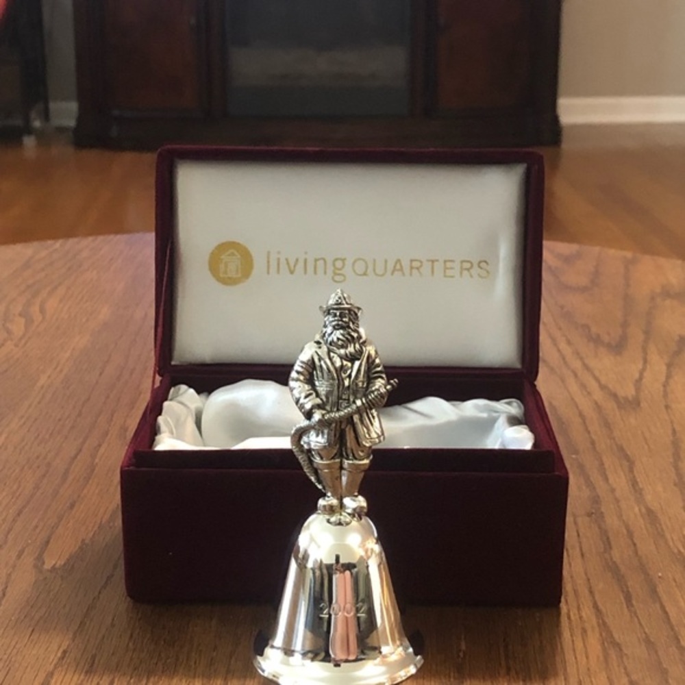 Living Quarters Santa Bell 2002 Lacquered Silver Plate Christmas Holiday Decor